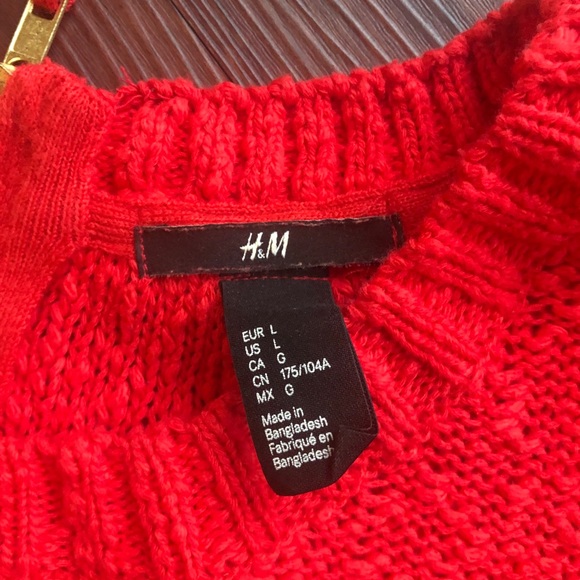 H&M sweater - Picture 2 of 5